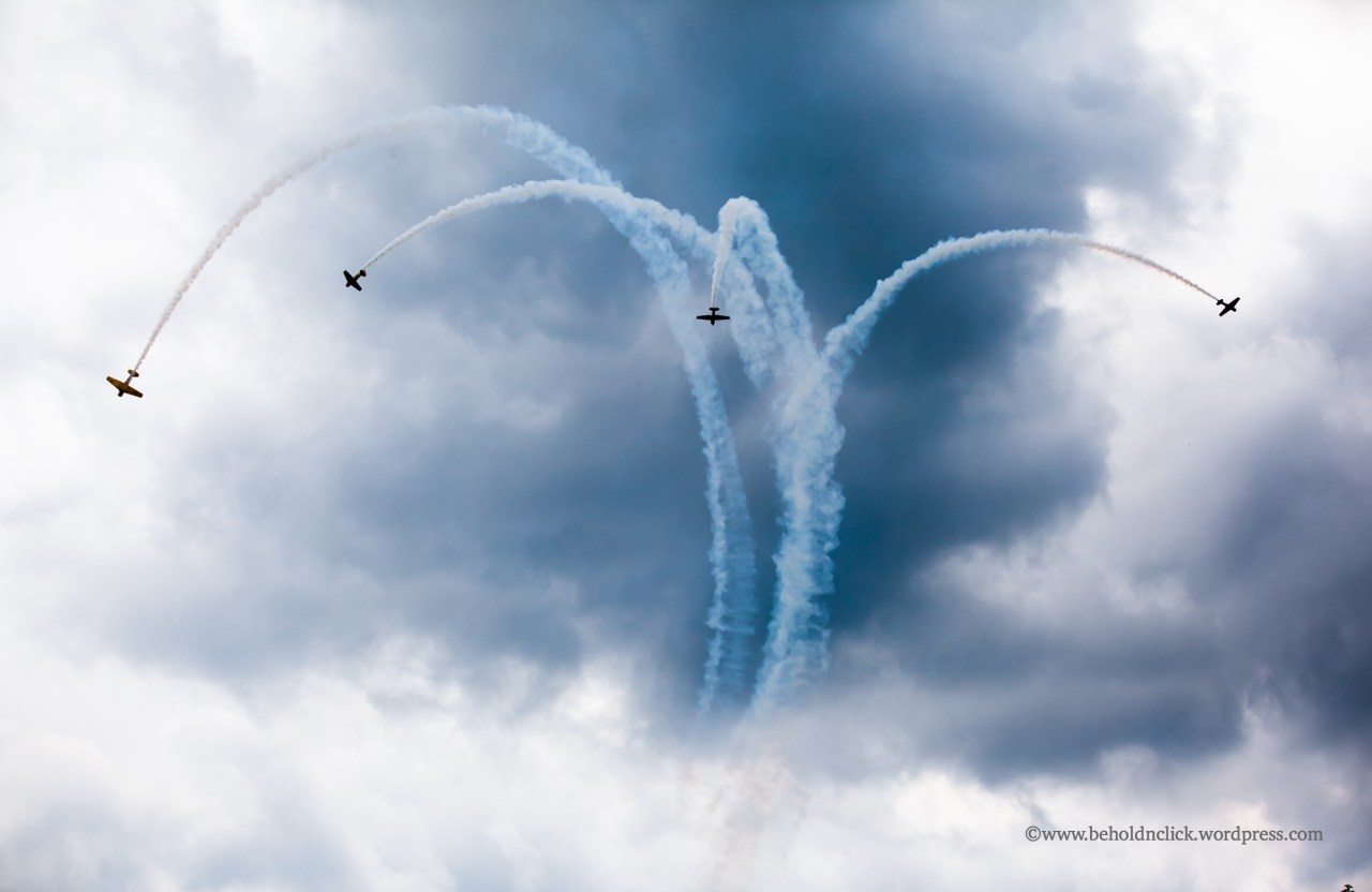 Scintillating Display on&nbsp;Air